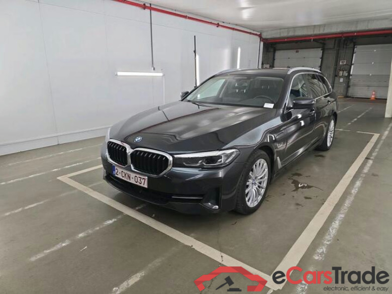 BMW 5 Reeks Touring 5 Reeks Touring 530e Auto (PHEV) 215kW/292pk  5D/P Auto-8