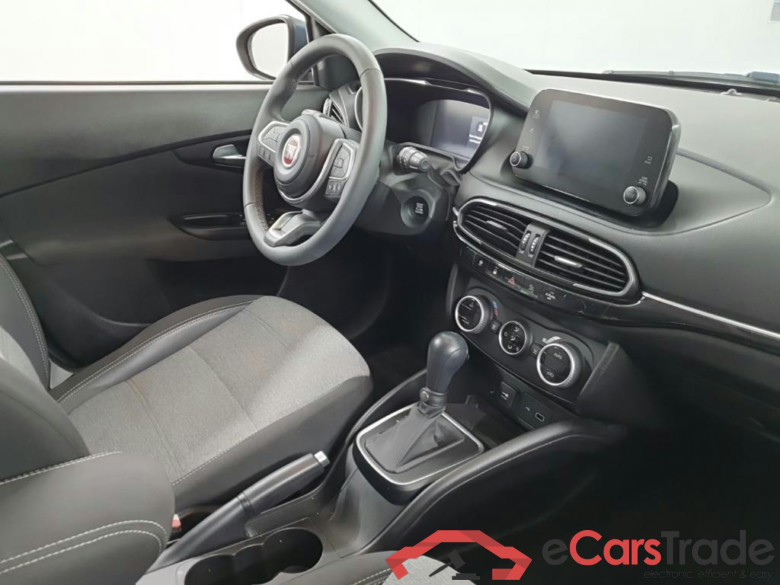 FIAT Tipo 1.5 Hybrid 130 DCT-7 Cross 5D 96kW #6