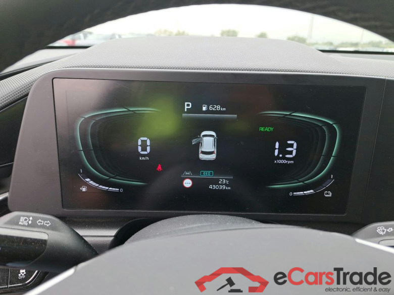 KIA Niro / 2022 / 5P / crossover 1.6 GDi HEV 104kW (141CV) Concept #4