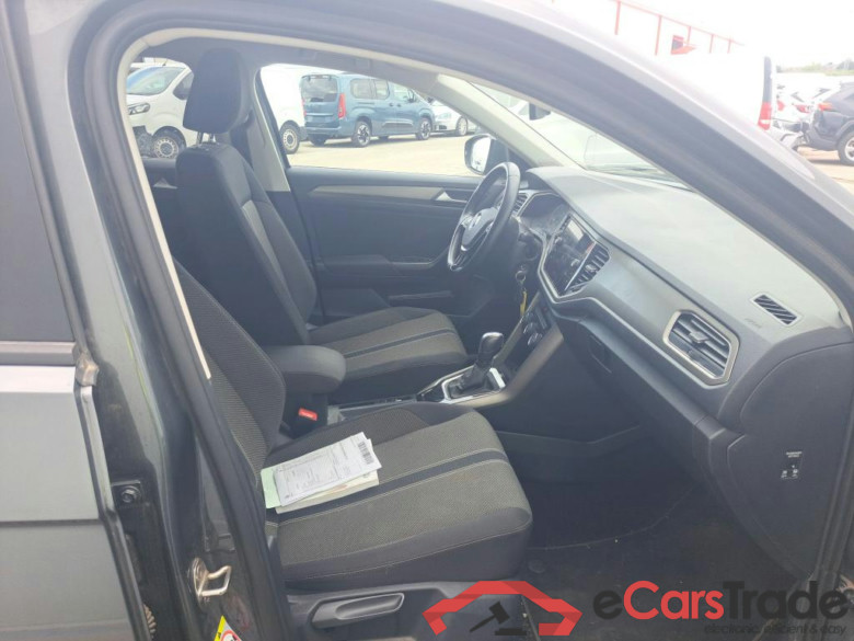 VOLKSWAGEN T-Roc / 2017 / 5P / todoterreno Advance 2.0 TDI 110kW (150CV) DSG (AC2) #6