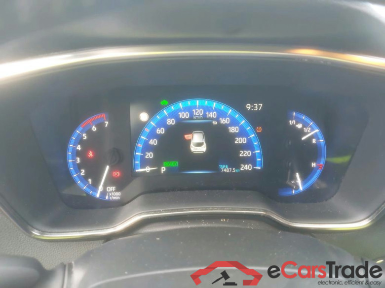 TOYOTA Corolla / 2019 / 5P / berlina con portón 1.8 125H ACTIVE TECH E-CVT #4