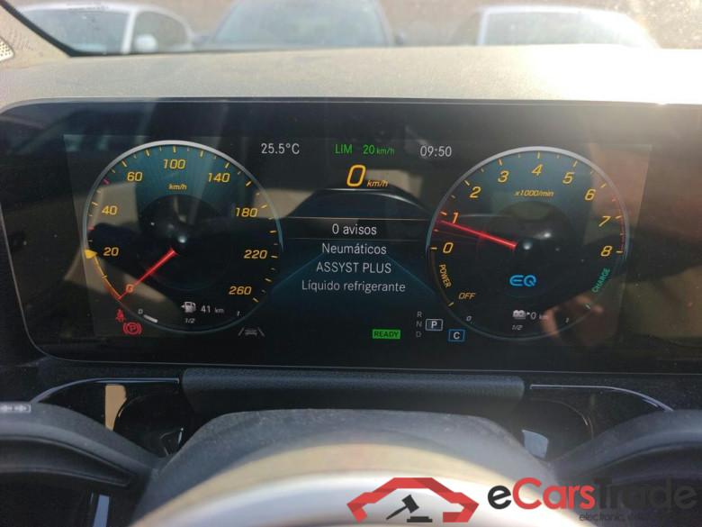 MERCEDES-BENZ GLA / 2020 / 5P / todoterreno GLA 250 e #4