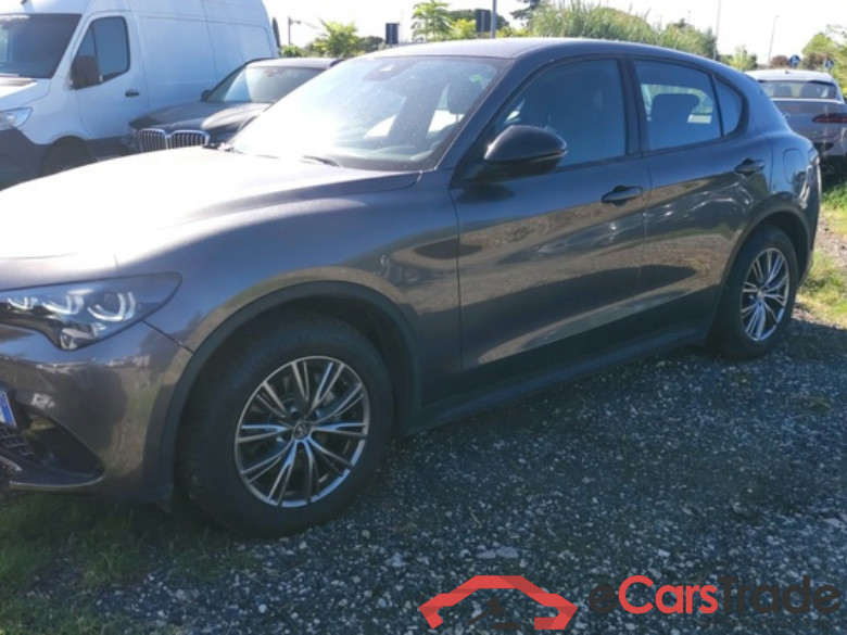 Alfa Romeo Stelvio Facelift 2.2d Aut. LED Virtual ACC Navi KeylessGo Klima PDC ... #1
