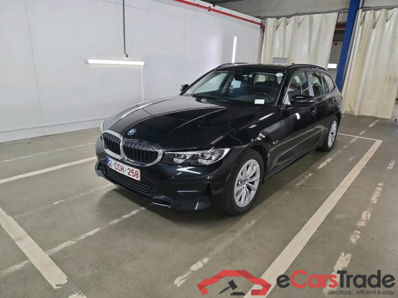 BMW 3 Reeks Touring 3 Reeks Touring 320e (150 kW) (PHEV) 150kW/204pk  5D/P Auto-8 #1