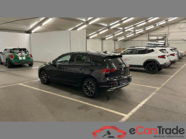 VOLKSWAGEN Golf VIII 1.0 eTSI Active OPF DSG #3