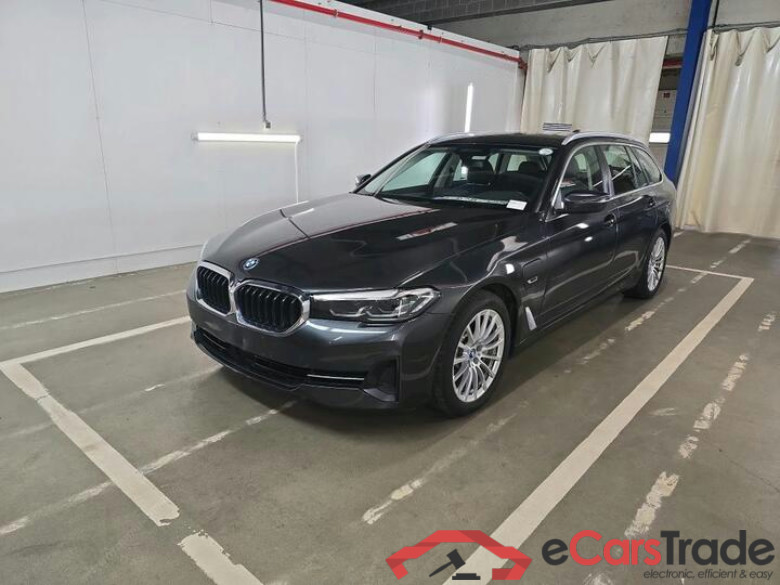 BMW 5 Reeks Touring 5 Reeks Touring 530e Auto (PHEV) 215kW/292pk  5D/P Auto-8 #1