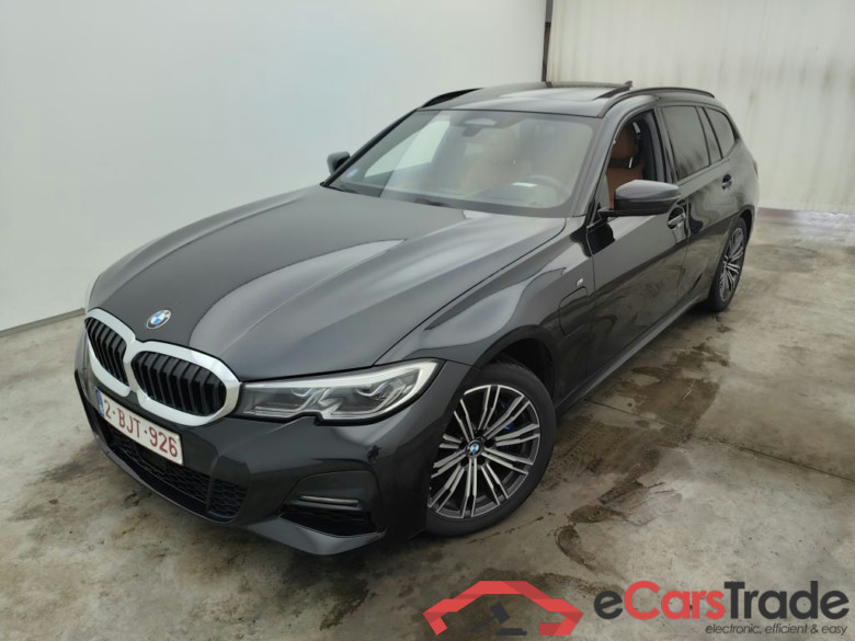 BMW 3 Reeks Touring 330e (215 kW) 5d #1