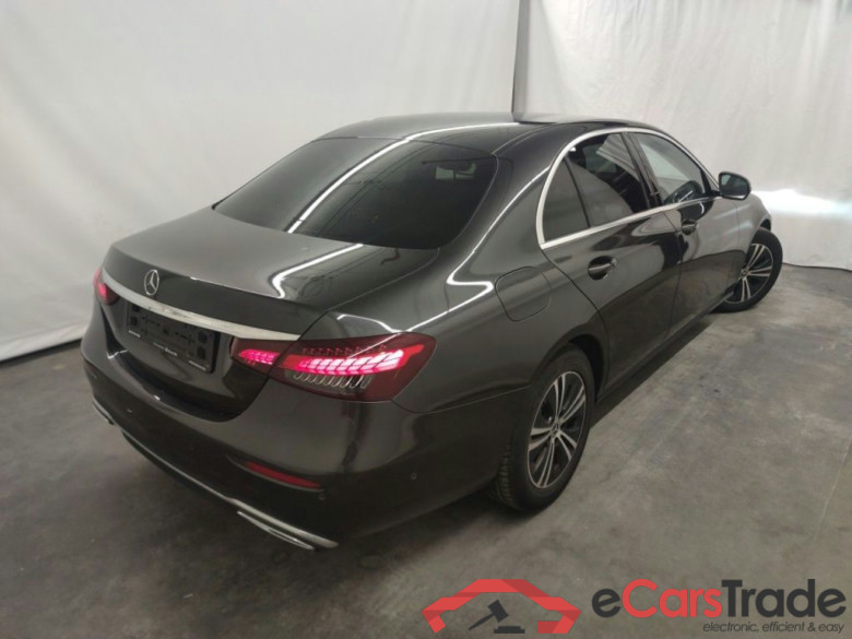 Mercedes-Benz E-Klasse Berline E 200 d Business Solution 4d #2