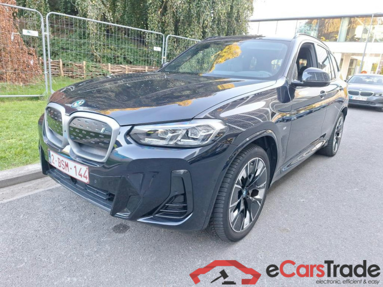BMW IX3 80KWH AUTO