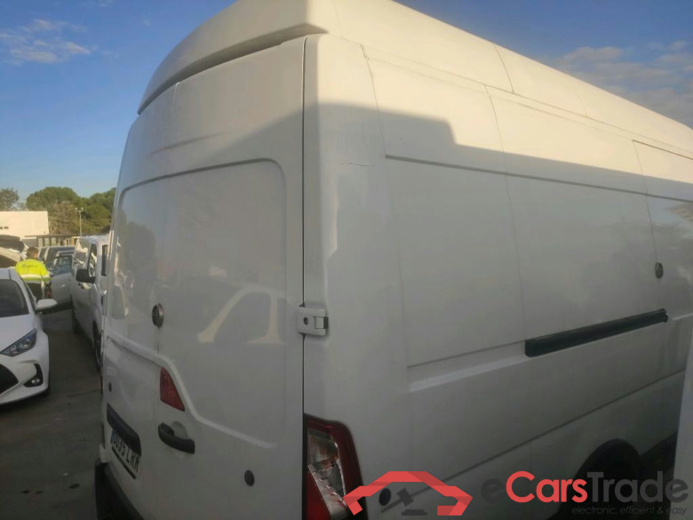 RENAULT Master / 2019 / 4P / furgón Fu. P L3H3 3500 RG E B dCi 107kW (145CV) #2