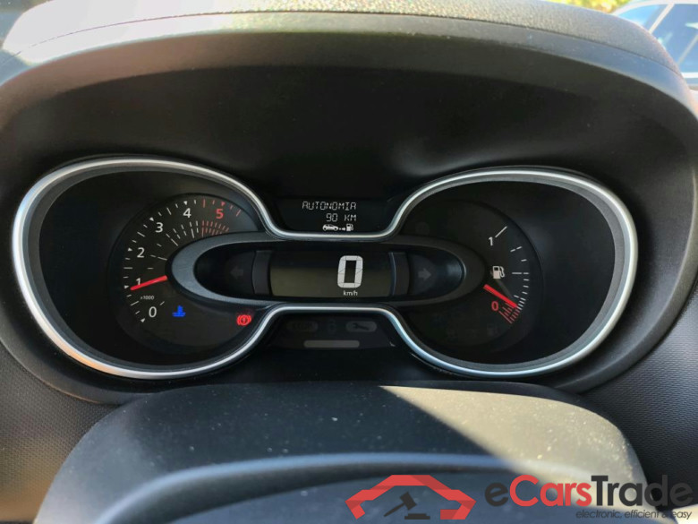 RENAULT Trafic / 2019 / 4P / furgón Doble Cabina 27 L1 Energy BluedCi 88 kW #4