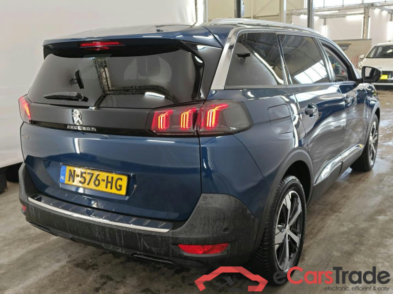 Peugeot 5008 Allure PureTech 130 EAT8 5d #2