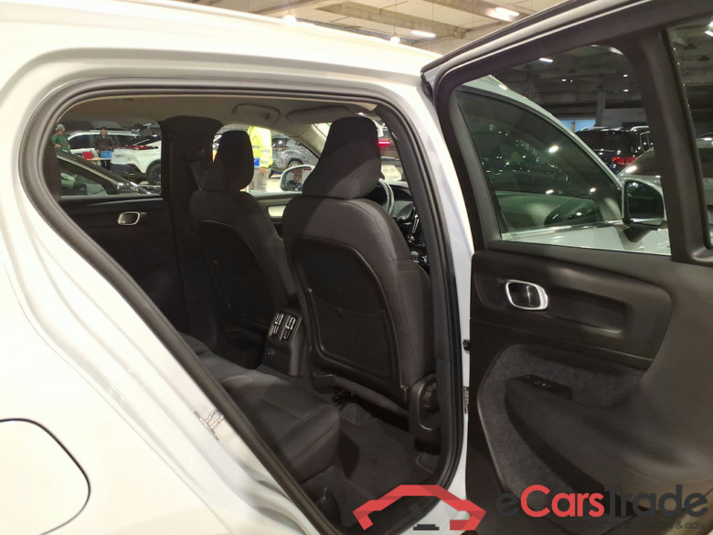 VOLVO XC40 1.5 T4 RECHARGE GEARTR. INSCRIPTION EXPR #5