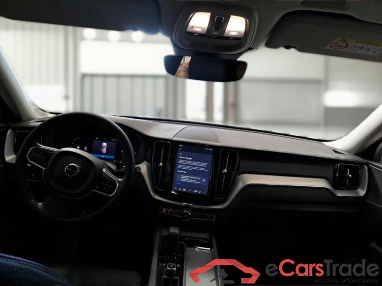 VOLVO XC60 / 2021 / 5P / SUV T6 PLUG-IN AWD AUTO CORE #3