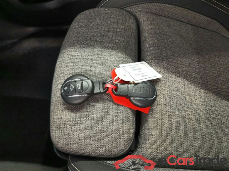 MINI MINI COUNTRYMAN - 2020 1.5A 136 Cooper OPF 5d #4