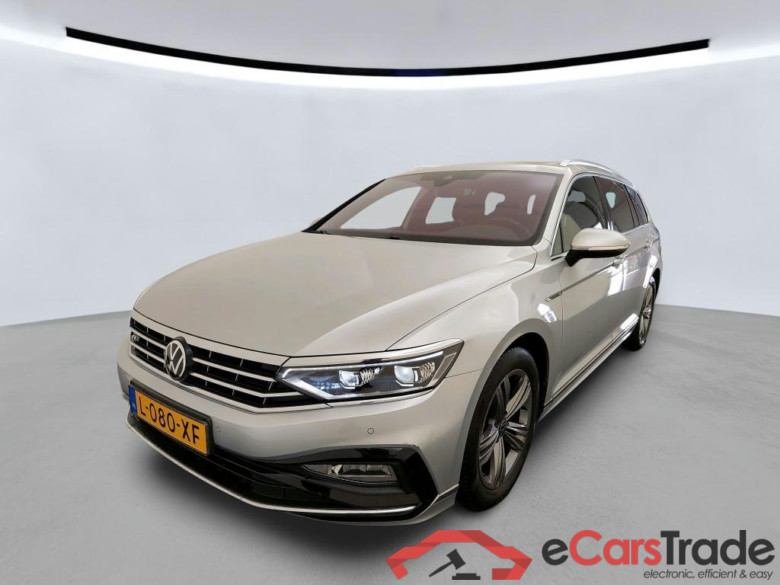 VOLKSWAGEN Passat Variant 110 kW #1