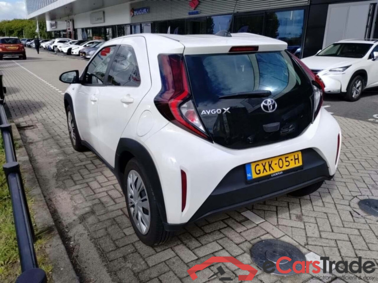 TOYOTA Aygo X 1.0 VVT-i S-CVT Play #3