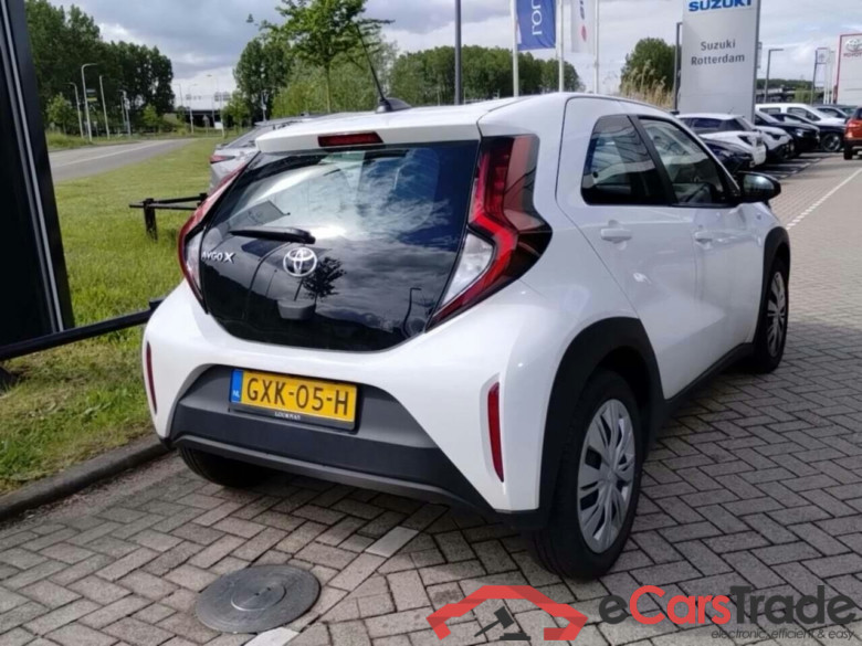 TOYOTA Aygo X 1.0 VVT-i S-CVT Play #4