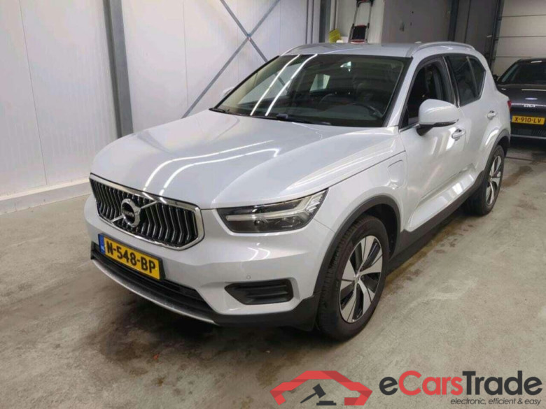 VOLVO XC40 1.5 T4 Rech InscrExp #1