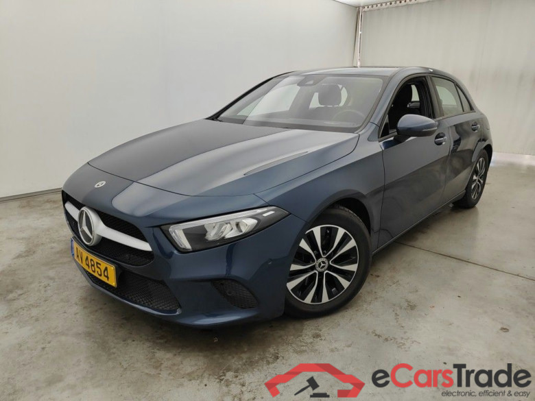 MERCEDES CLASSE A DIESEL (W177) A 180 d 116 Business Solution Essential 5d #1