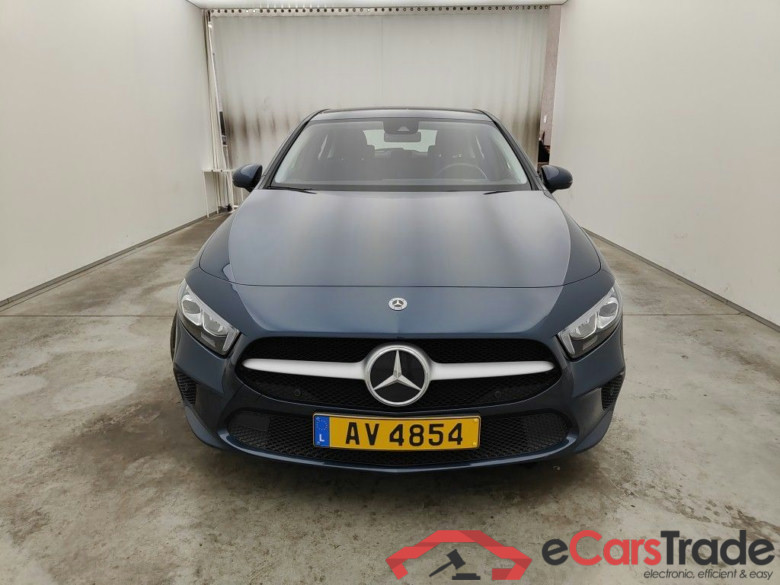 MERCEDES CLASSE A DIESEL (W177) A 180 d 116 Business Solution Essential 5d #5