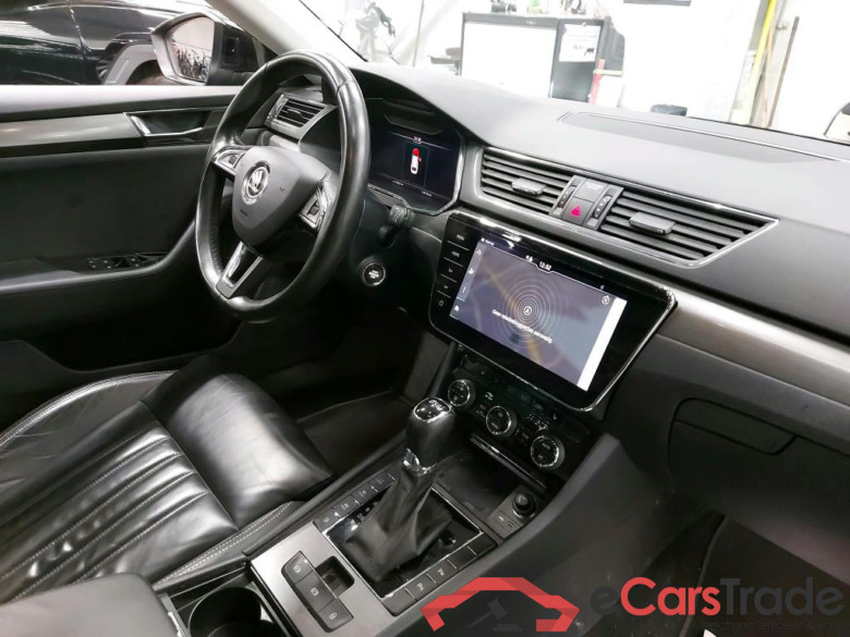 SKODA - SKO SUPERB COMBI 1.4 TSI iV 218PK DSG6 Style Pack Premium II & Safety & Lane & Side Assist * HYBRID * #3