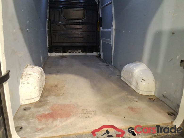 VOLKSWAGEN CRAFTER 2.0TDI 130KW 35 LWB HRF AUTO #3
