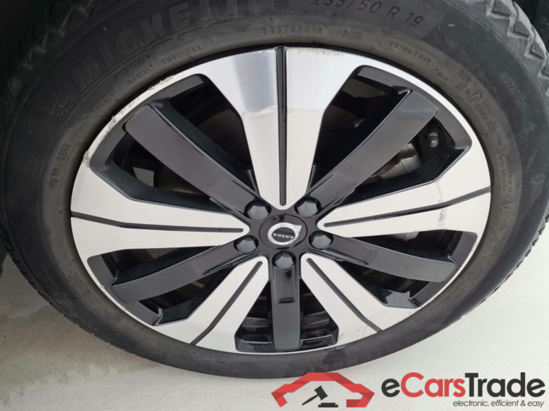 VOLVO XC40 RECHARGE CORE #4