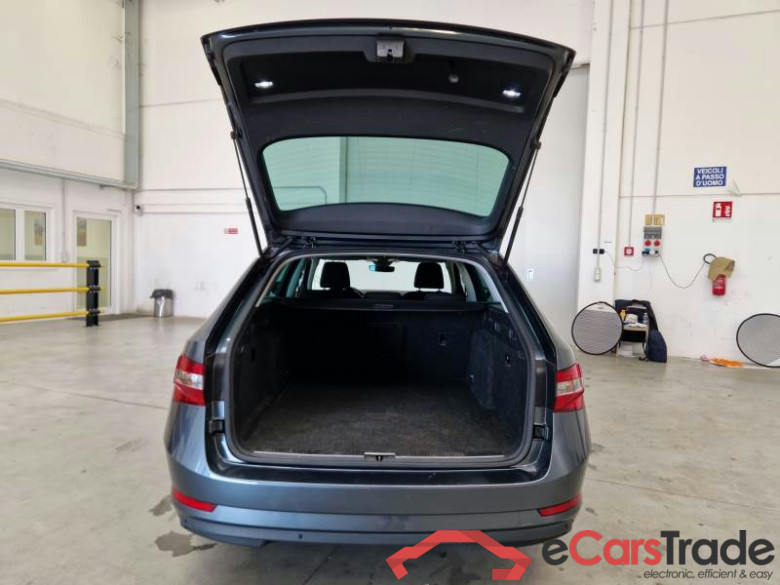SKODA SUPERB WAGON / 2019 / 5P / STATION WAGON 1.4 TSI PLUG-IN HYBRYD EXECUTIVE DSG #5