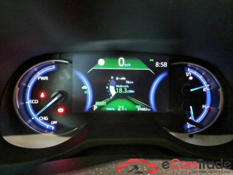 TOYOTA RAV4 / 2018 / 5P / CROSSOVER 2.5 HV 218CV E-CVT STYLE 2WD #4