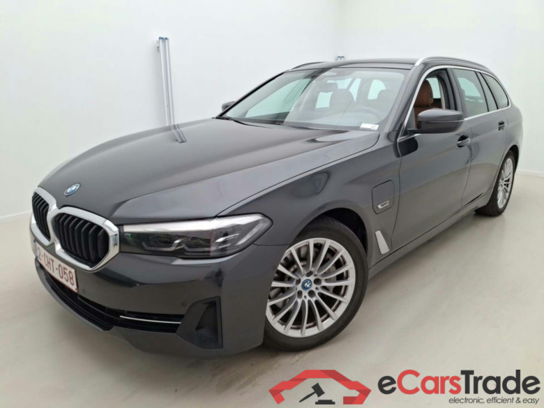 BMW 5-SERIE TOURING 530E X-DRIVE #1