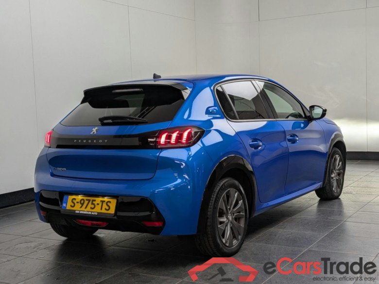 PEUGEOT e-208 Allure 50 kWh #3