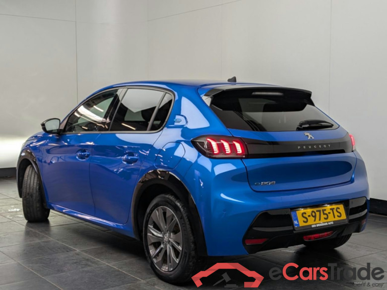 PEUGEOT e-208 Allure 50 kWh #4