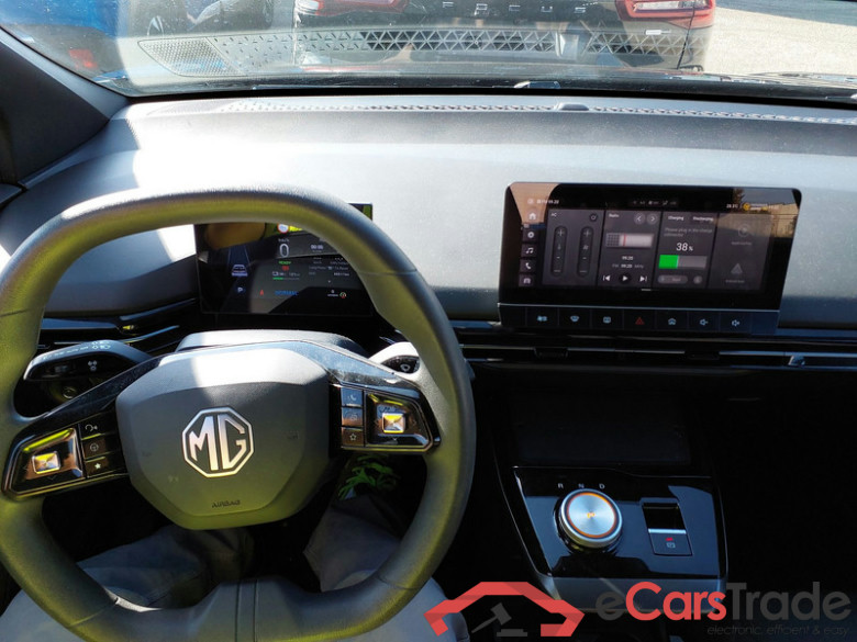 MG MG4 EV Standard 51kWh Aut. LED Virtual CarPlay KeylessGo Klima PDC ... #3