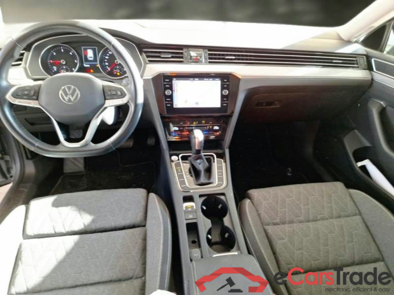 VOLKSWAGEN PASSAT / 2019 / 5P / STATION WAGON VAR. 2.0TDI SCR EVO 90KW BUSINESS DSG #3