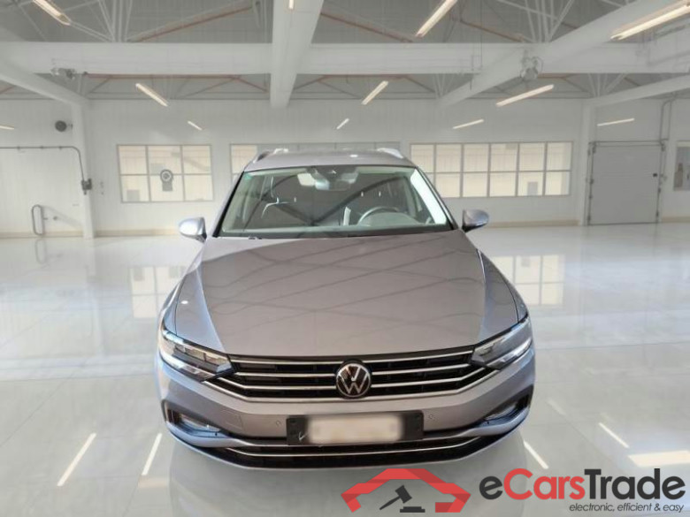 VOLKSWAGEN PASSAT / 2019 / 5P / STATION WAGON VAR. 2.0TDI SCR EVO 90KW BUSINESS DSG #6