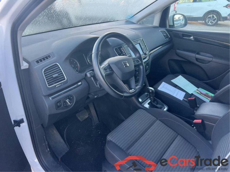 SEAT Alhambra / 2010 / 5P / monovolumen 1.4 TSI 110kW DSG S/S Excellen GO(SP) #3