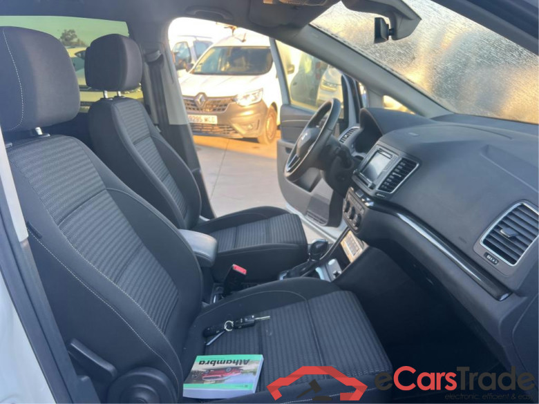 SEAT Alhambra / 2010 / 5P / monovolumen 1.4 TSI 110kW DSG S/S Excellen GO(SP) #6