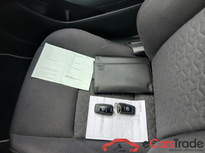 TOYOTA Corolla / 2019 / 5P / familiar 1.8 125H ACTIVE TECH E-CVT TOU SPORT #5