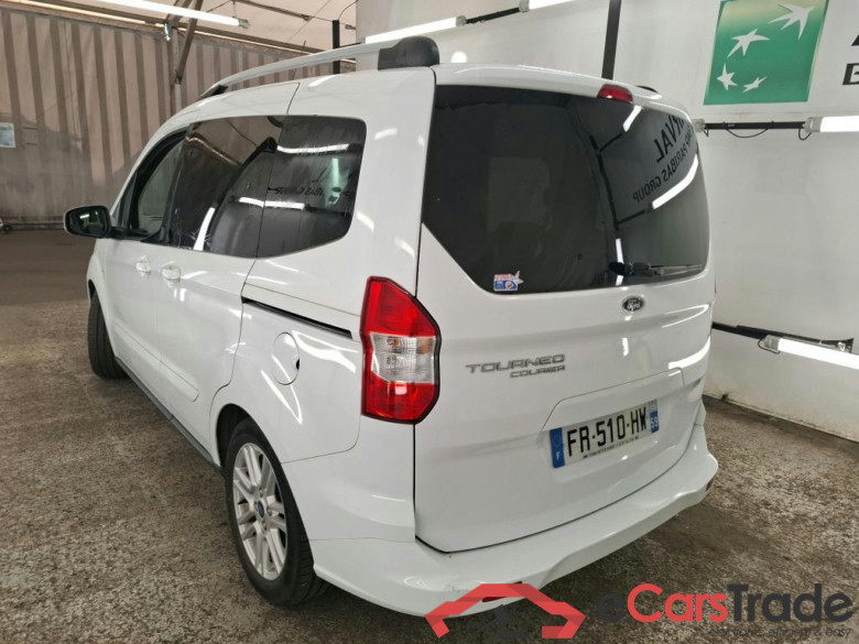 FORD Tourneo Courier / 2018 / 5P / monospace 1.5 TDCI 75 TITANIUM #2