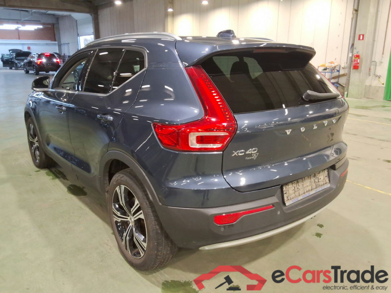 VOLVO XC40 1.5 T4 RECHARGE GEARTR. INSCRIPTION EXPR #2