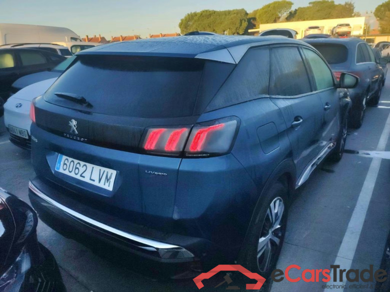 PEUGEOT 3008 Hybrid / 2020 / 5P / todoterreno 225 e-EAT8 Allure #2