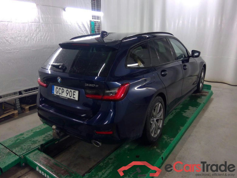 330e Tour. xDr. Connect. Aut #3