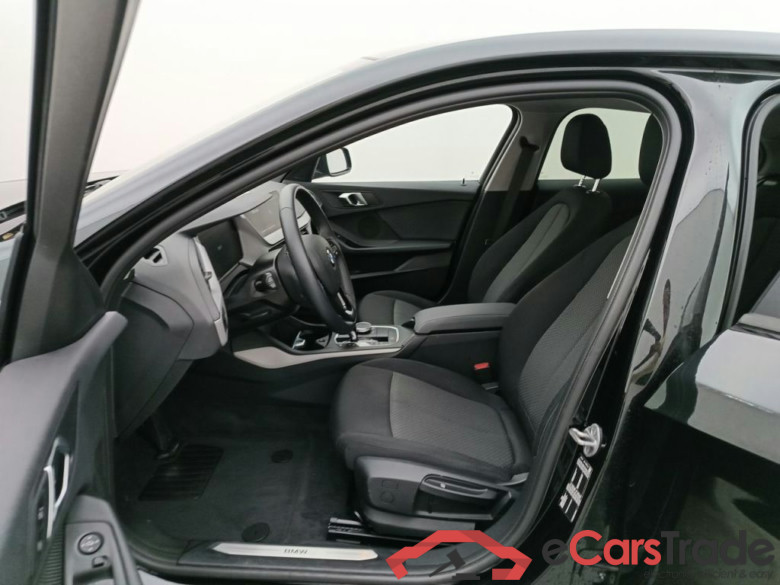 BMW 1 Reeks Hatch 118iA (100 kW) 5d #3