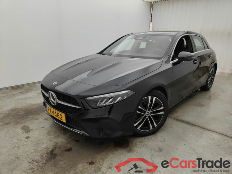 Mercedes-Benz Classe A A 180 Business Line 5d #1