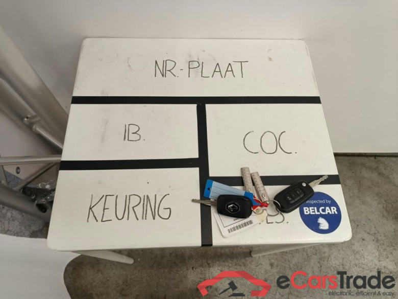 RENAULT CLIO V 1.0 TCe Evolution GPF 5d #4
