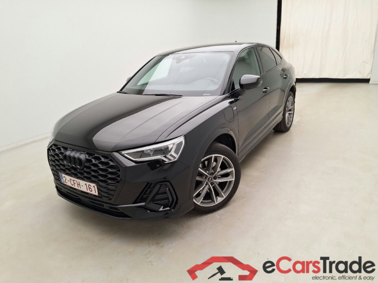 Audi, Q3 SB '19 PHEV, Q3 SB 45 TFSie PHEV S Li.Str. (totl options: 11.892,58 Ex.Vat) #2