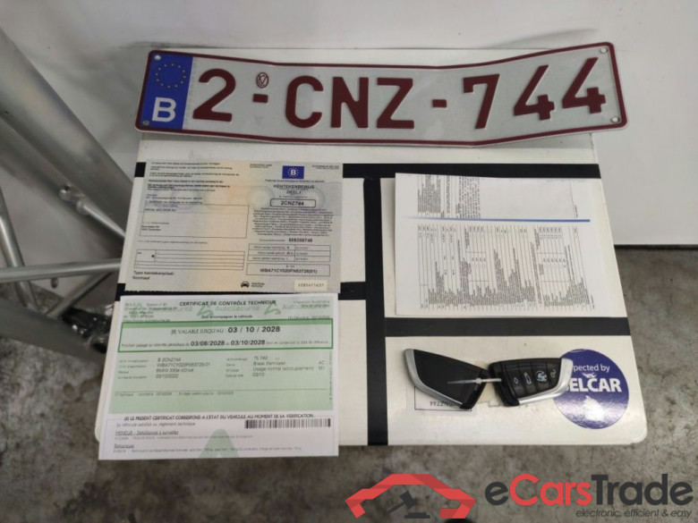 BMW 3 Reeks Touring 330e xDrive (215 kW) 5d ///M-Sportkit (total options: 20,041 Ex.Vat) #4