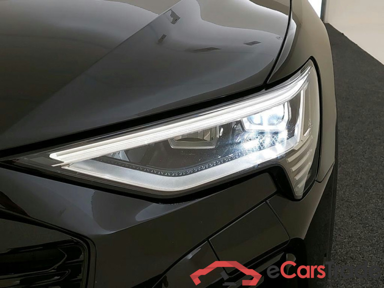 AUDI Q8 300 kW #4