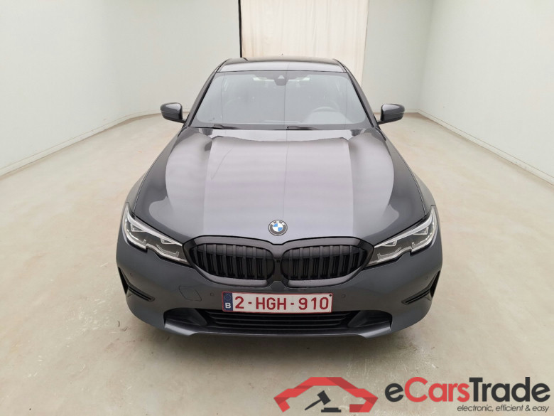BMW, 330e, 330e